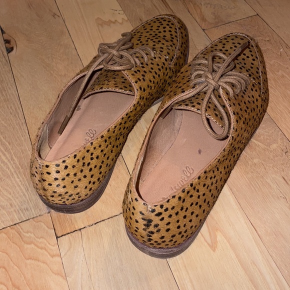Madewell oxford loafer in spot dot calf hair - Picture 2 of 3